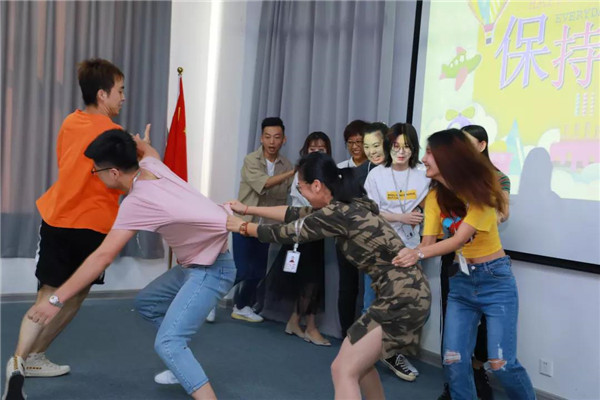 乾港集團,乾港官網(wǎng),乾港網(wǎng)絡,室內(nèi)空氣凈化公司